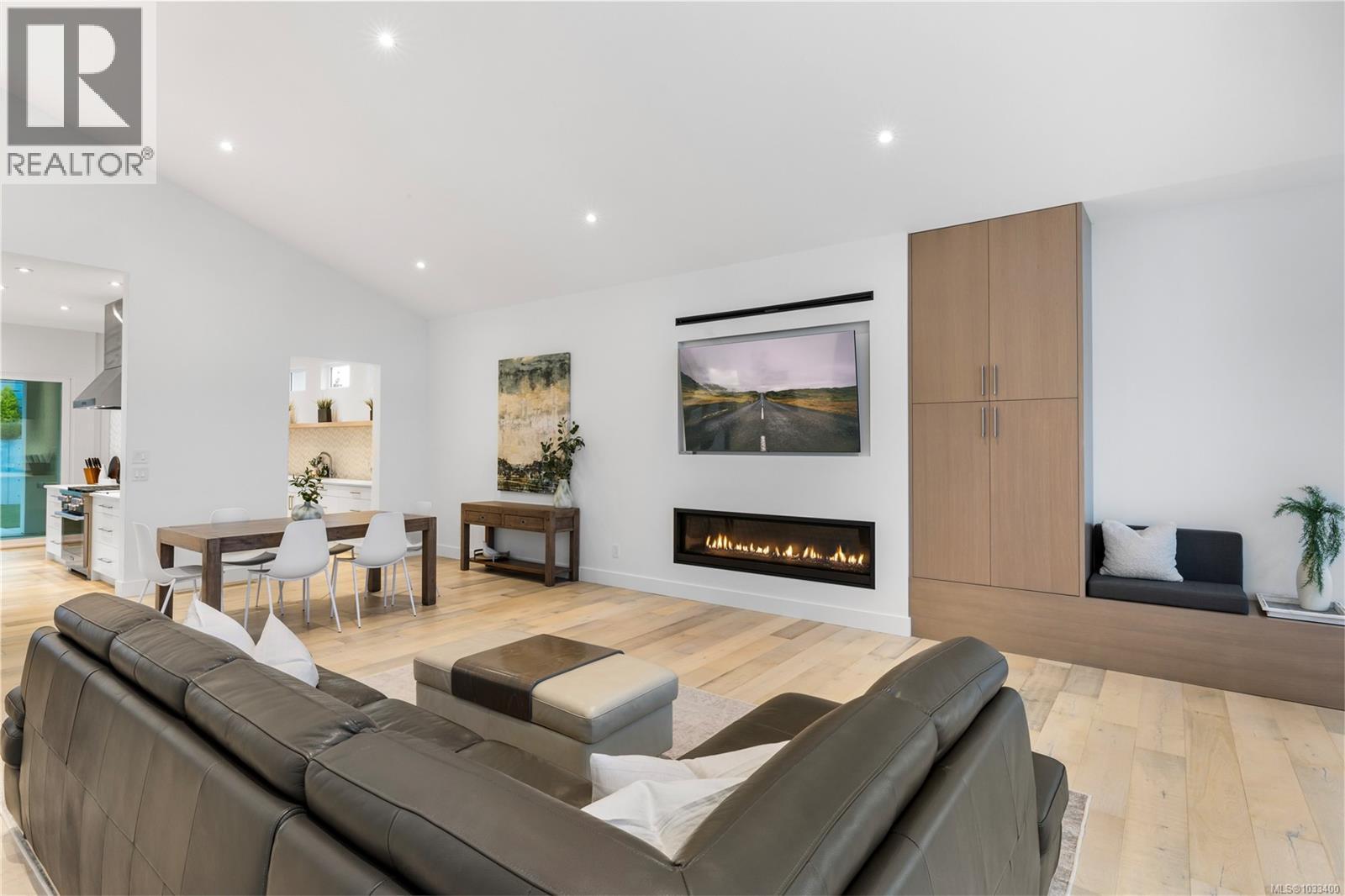 156 Golden Oaks Cres - 37