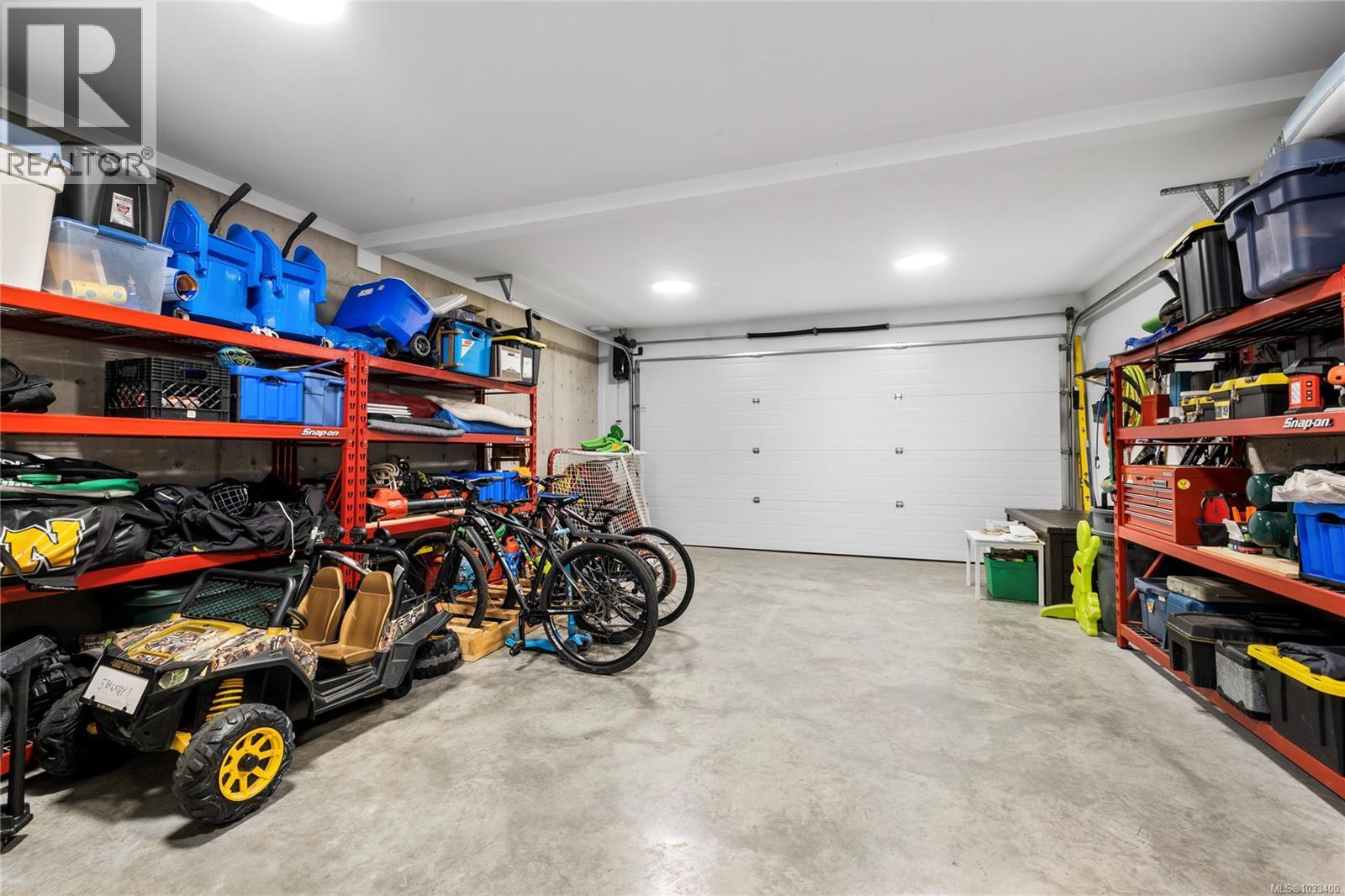 156 Golden Oaks Cres - 57