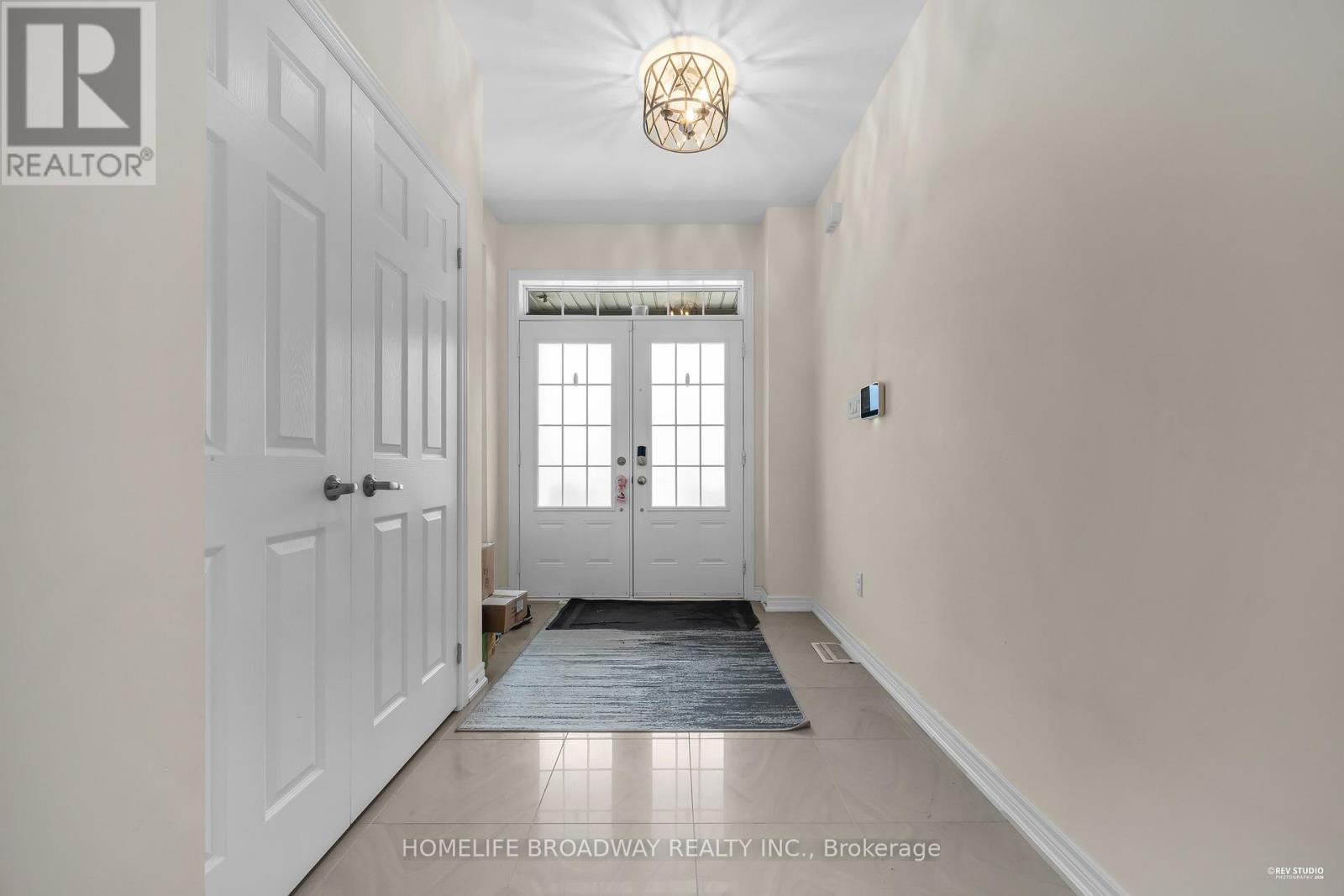 28 PAPER MILLS CRESCENT - 4