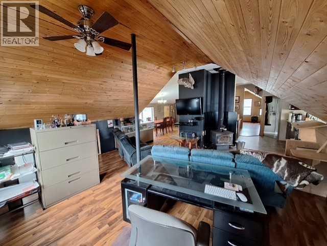 221007 TWP 851A - 32