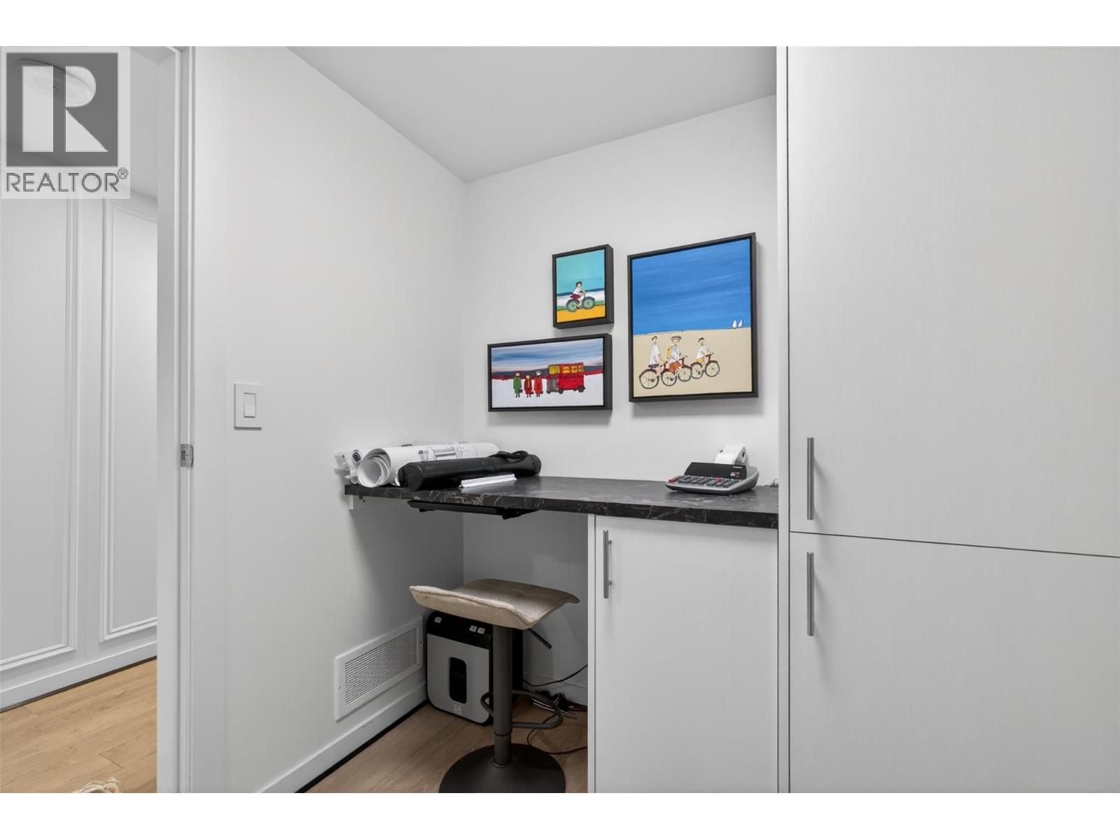 #1101 485 Groves Avenue - 33