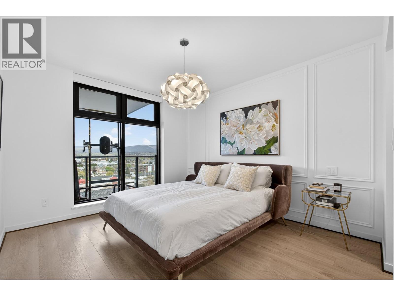 #1101 485 Groves Avenue - 21