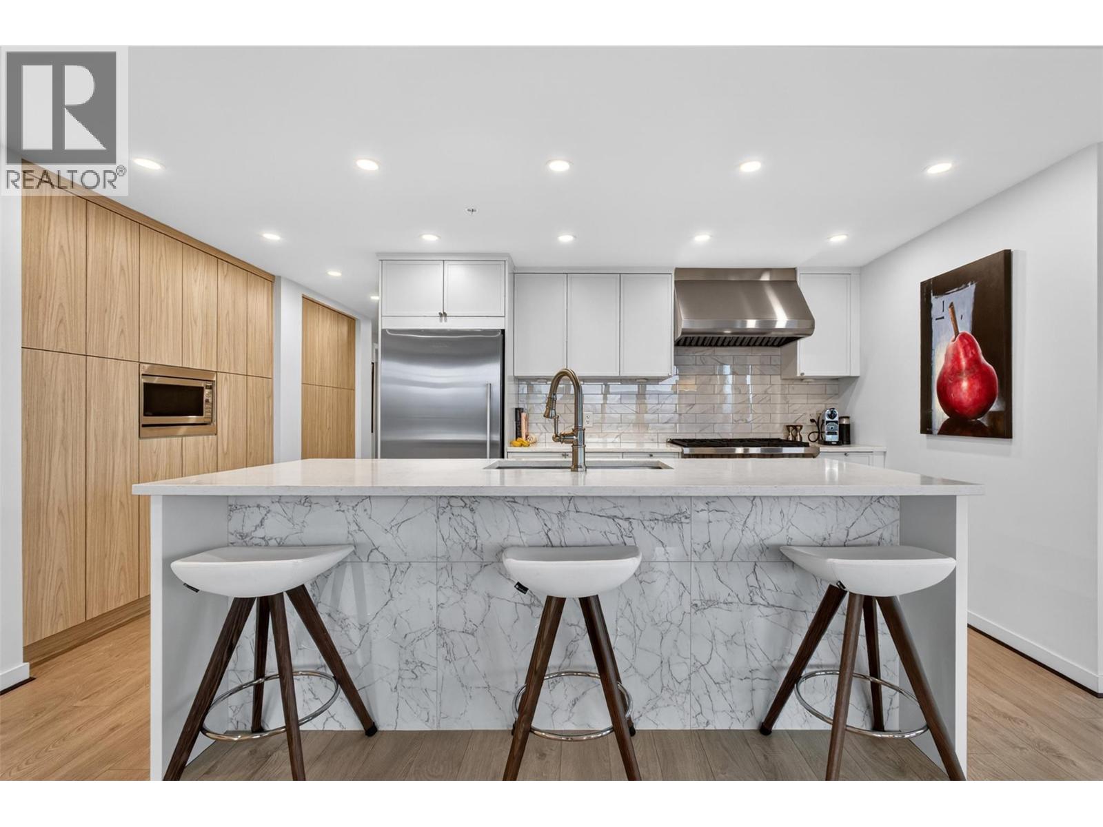 #1101 485 Groves Avenue - 3