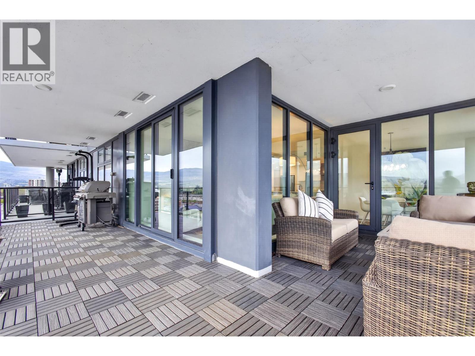 #1101 485 Groves Avenue - 36