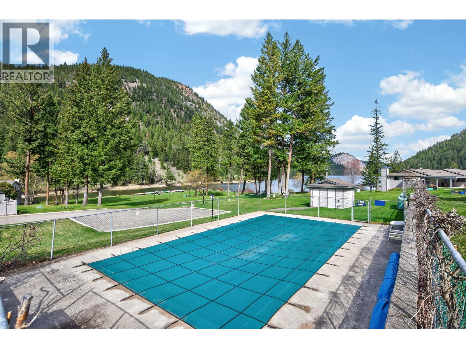 #7 1801 Paul Lake Road - 55