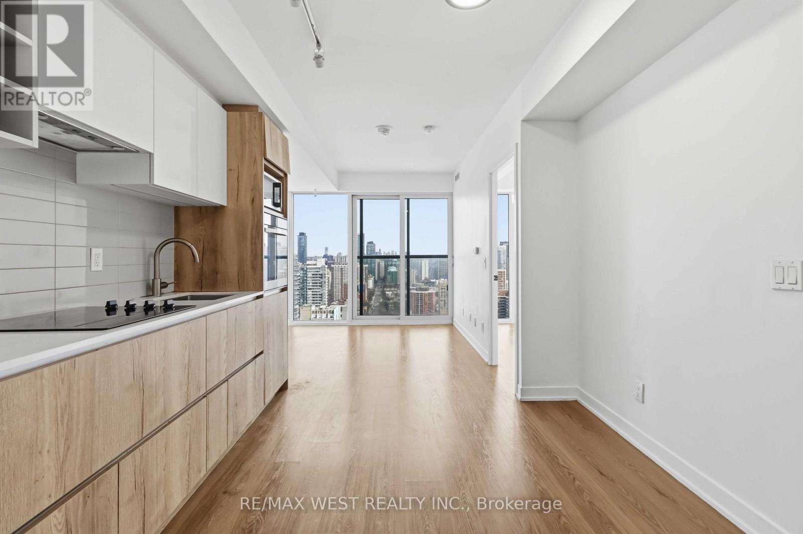 #4107 319 JARVIS STREET - 10