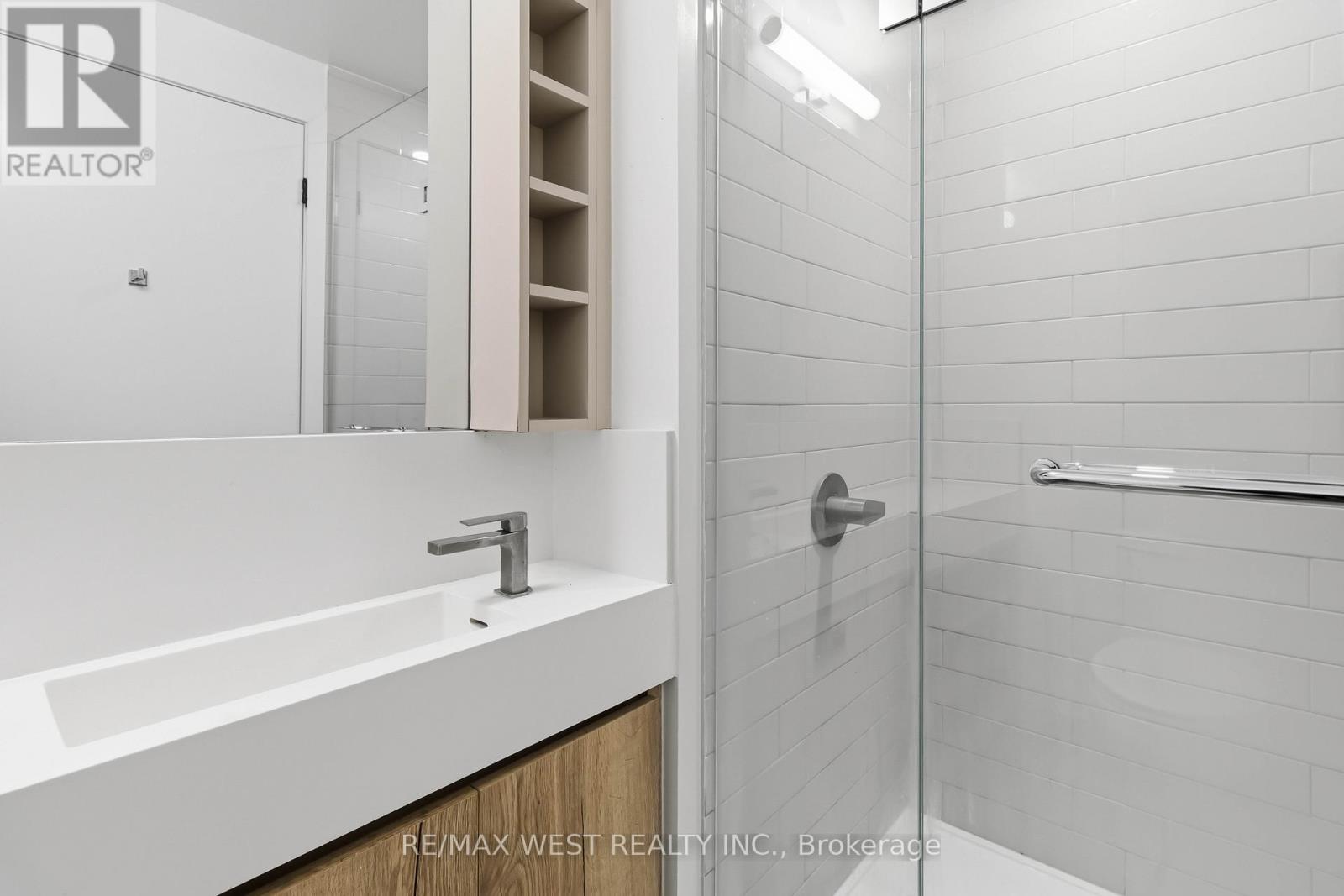 #4107 319 JARVIS STREET - 23