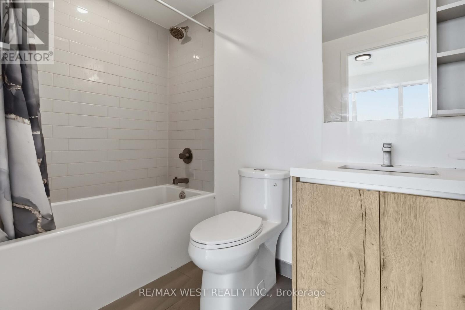#4107 319 JARVIS STREET - 27