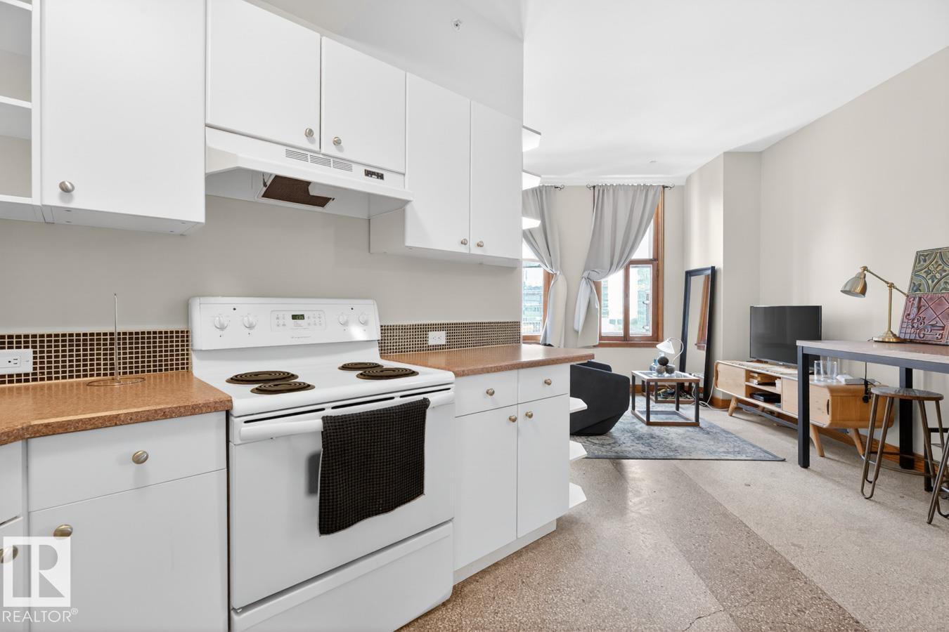 #801 10134 100 ST NW, Edmonton