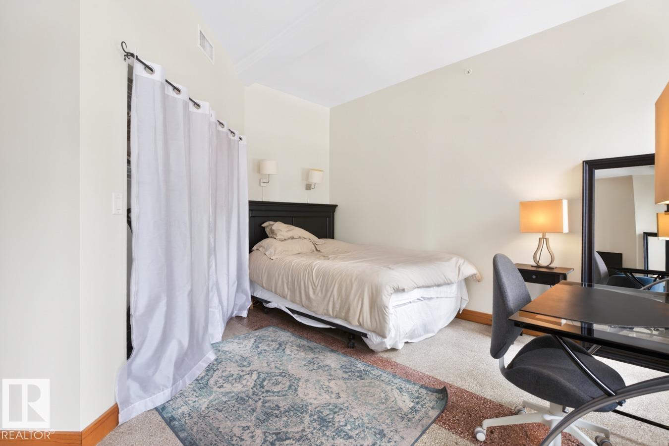 #801 10134 100 ST NW, Edmonton