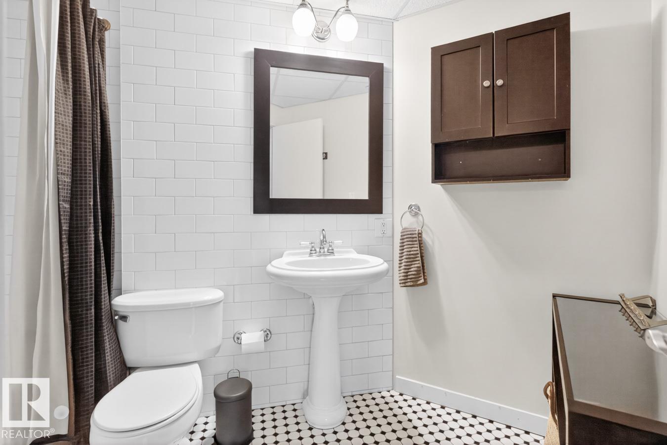 #801 10134 100 ST NW, Edmonton