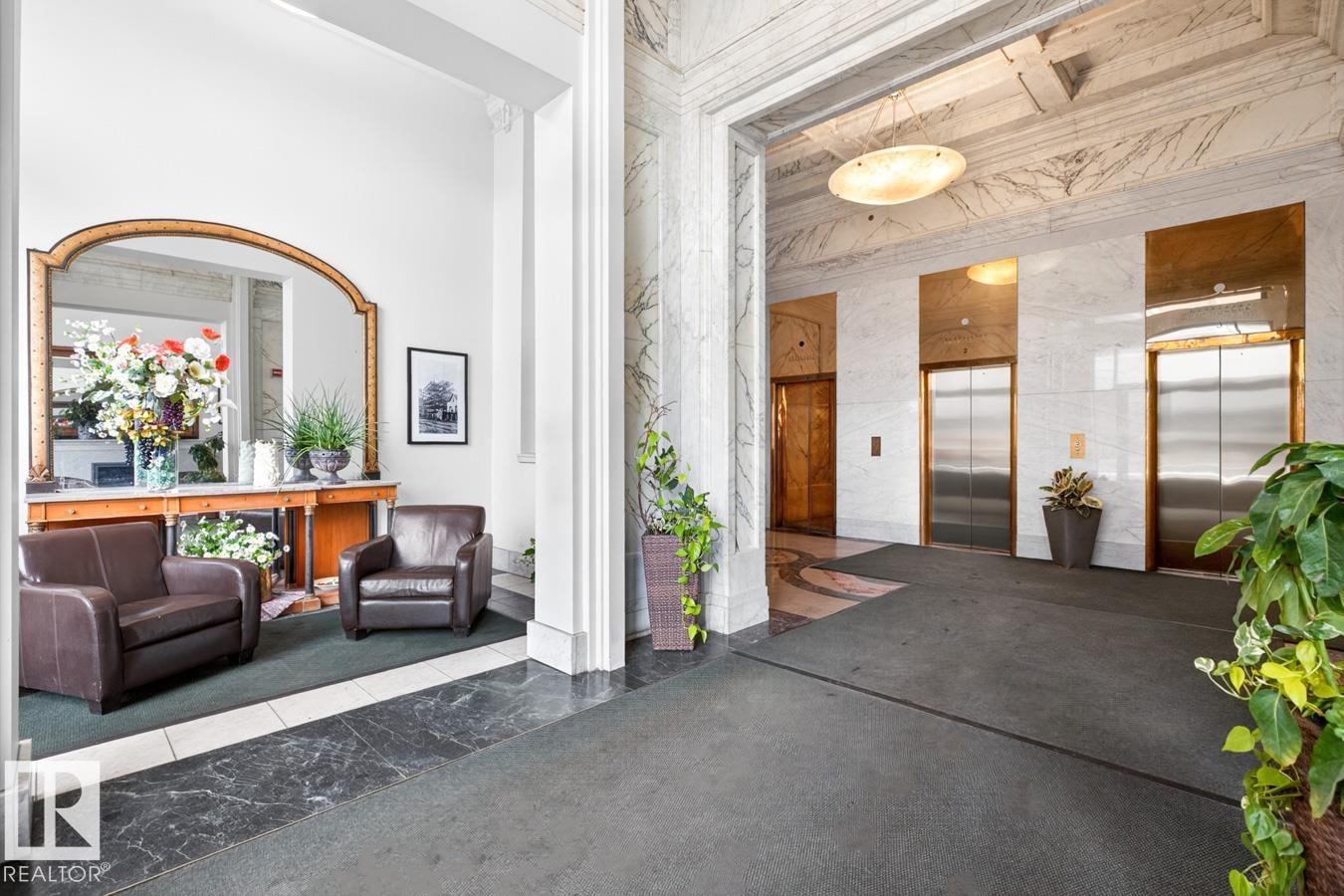 #801 10134 100 ST NW, Edmonton