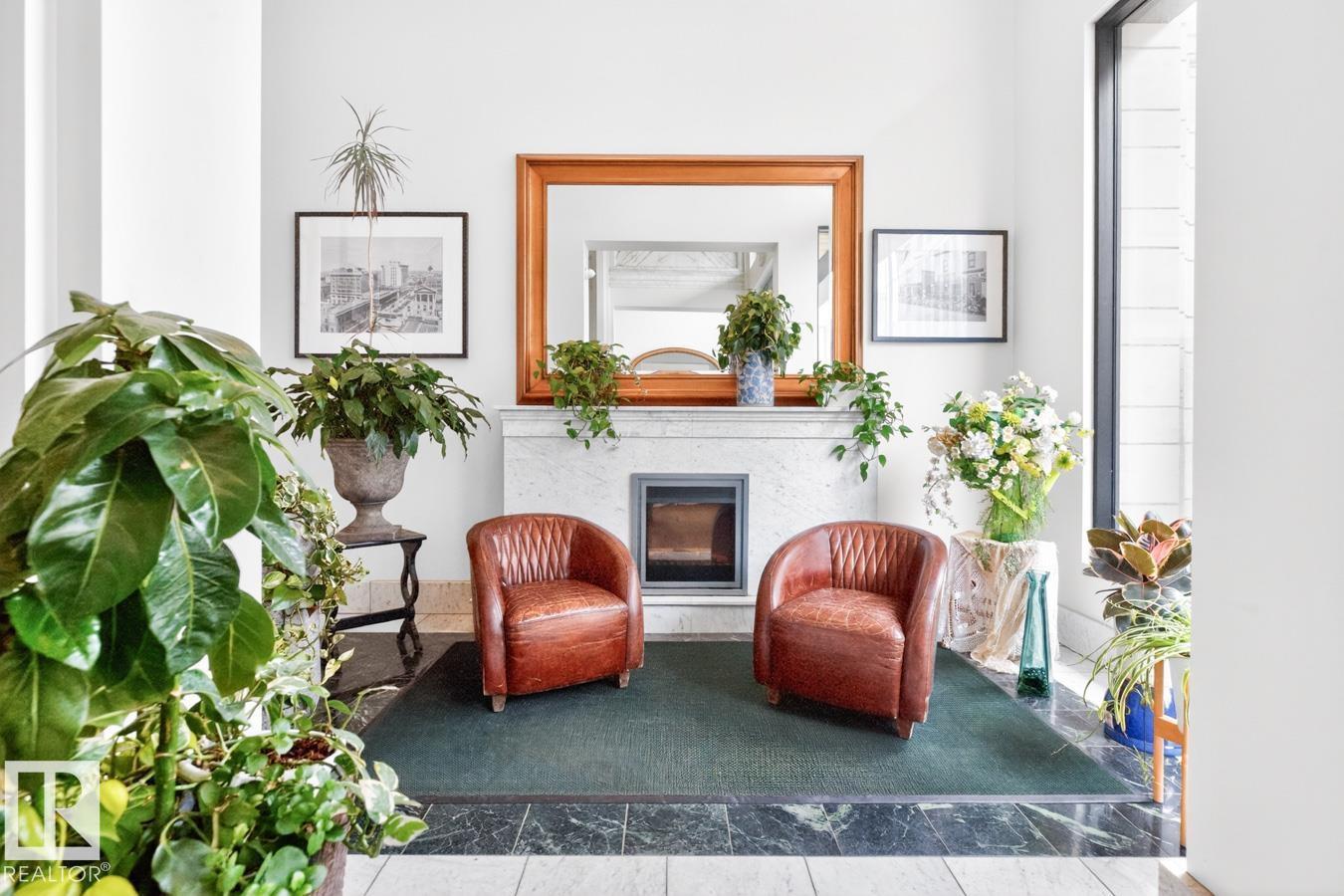 #801 10134 100 ST NW, Edmonton