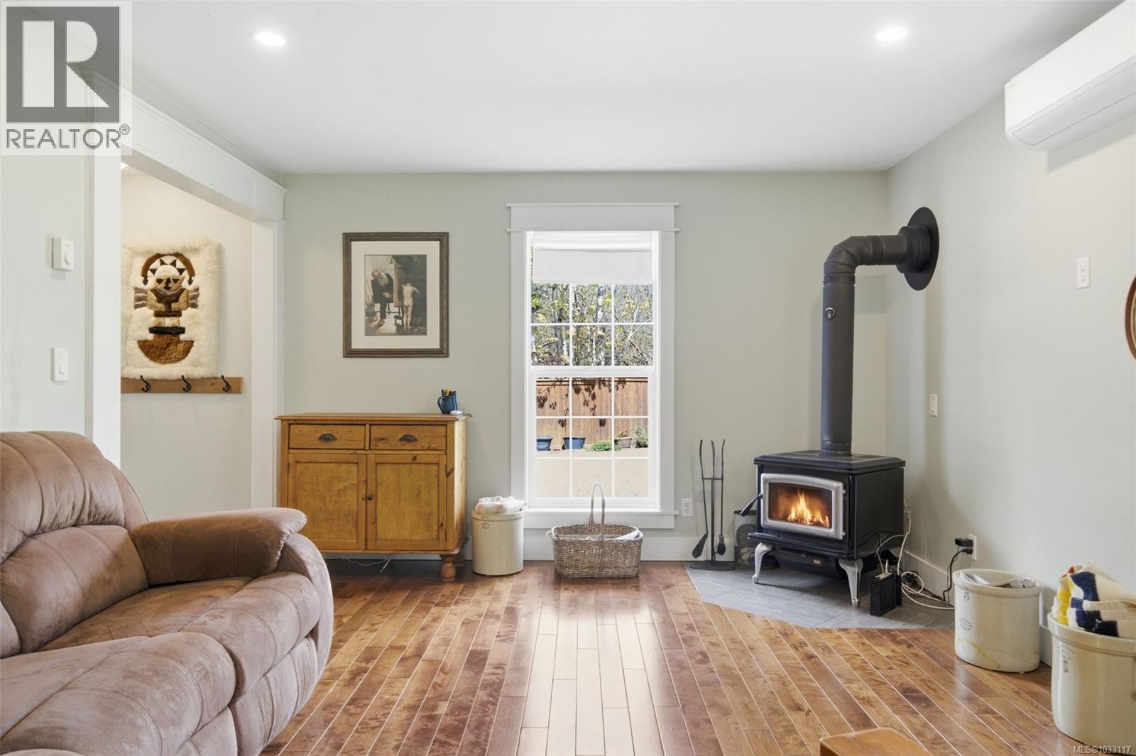 100 Comiaken Ave - 10