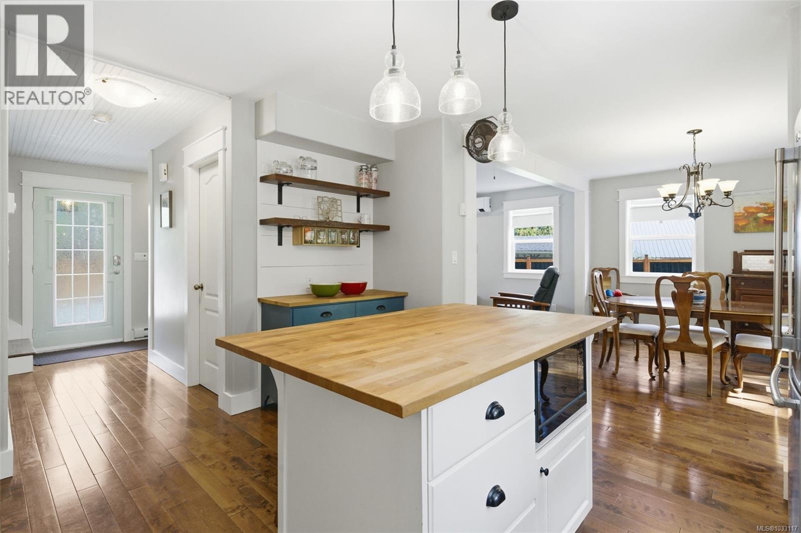 100 Comiaken Ave - 17