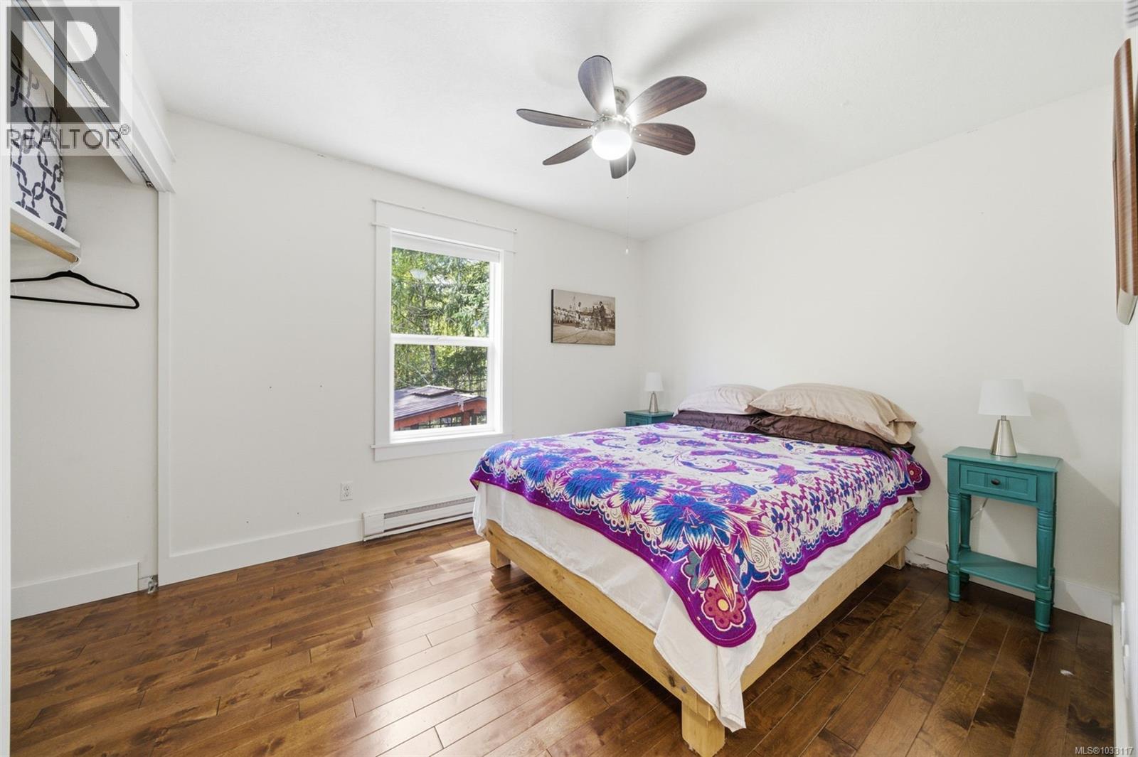 100 Comiaken Ave - 21