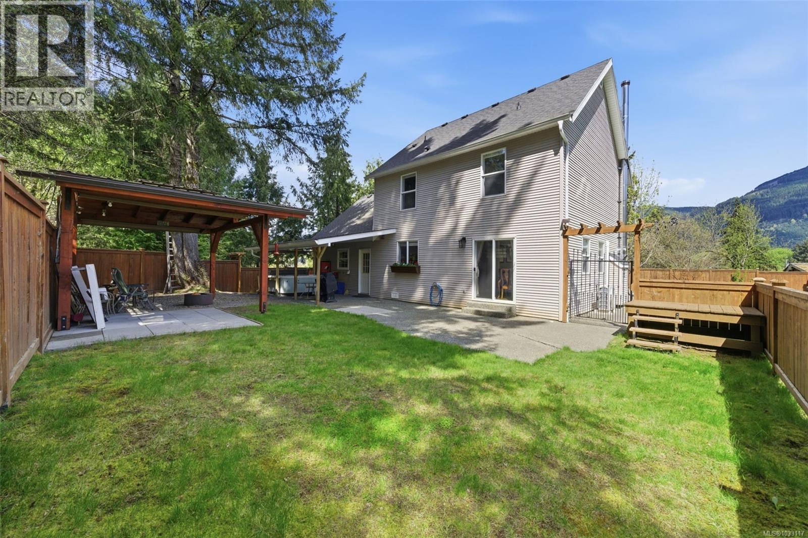 100 Comiaken Ave - 35