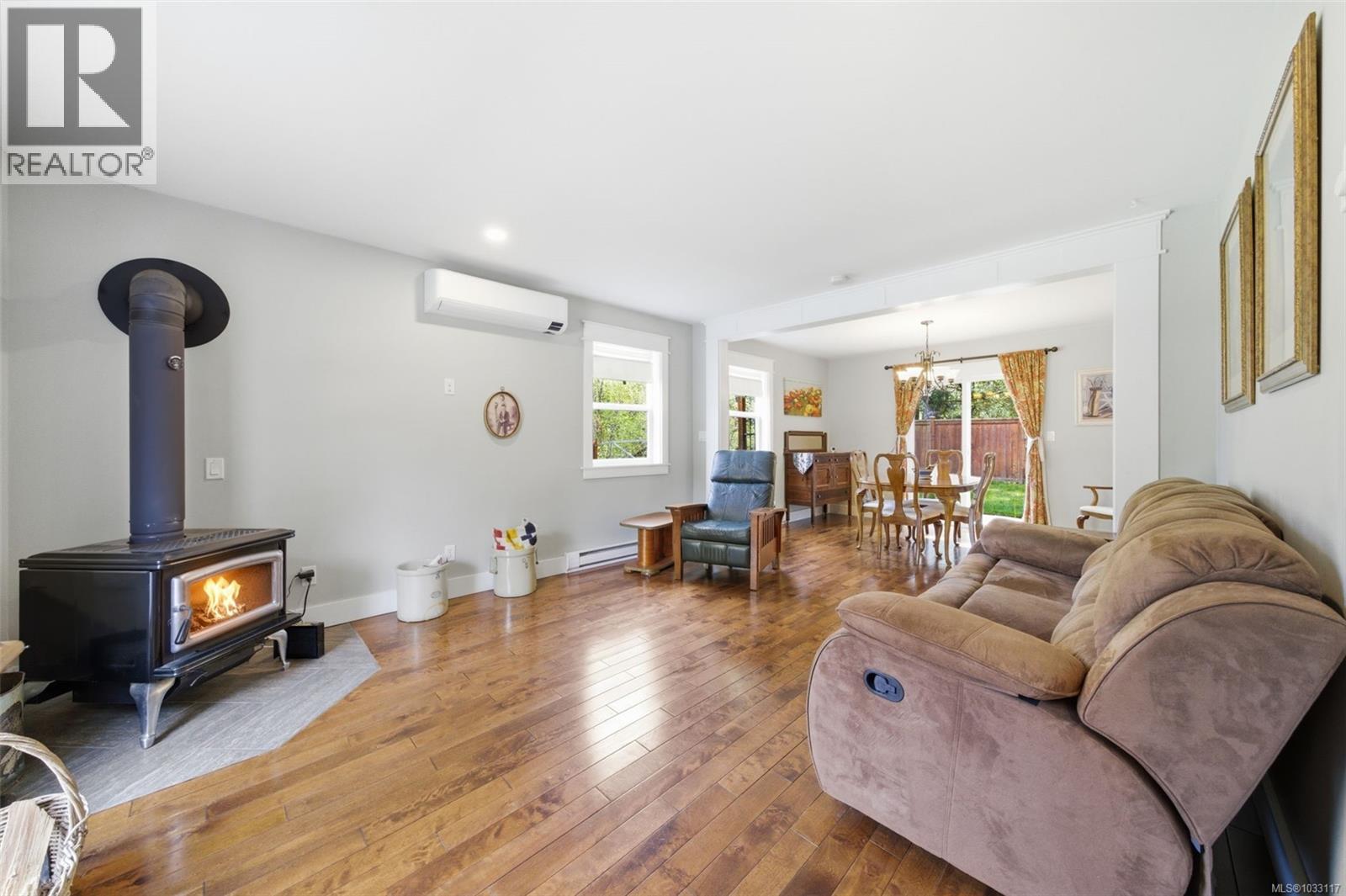 100 Comiaken Ave - 7