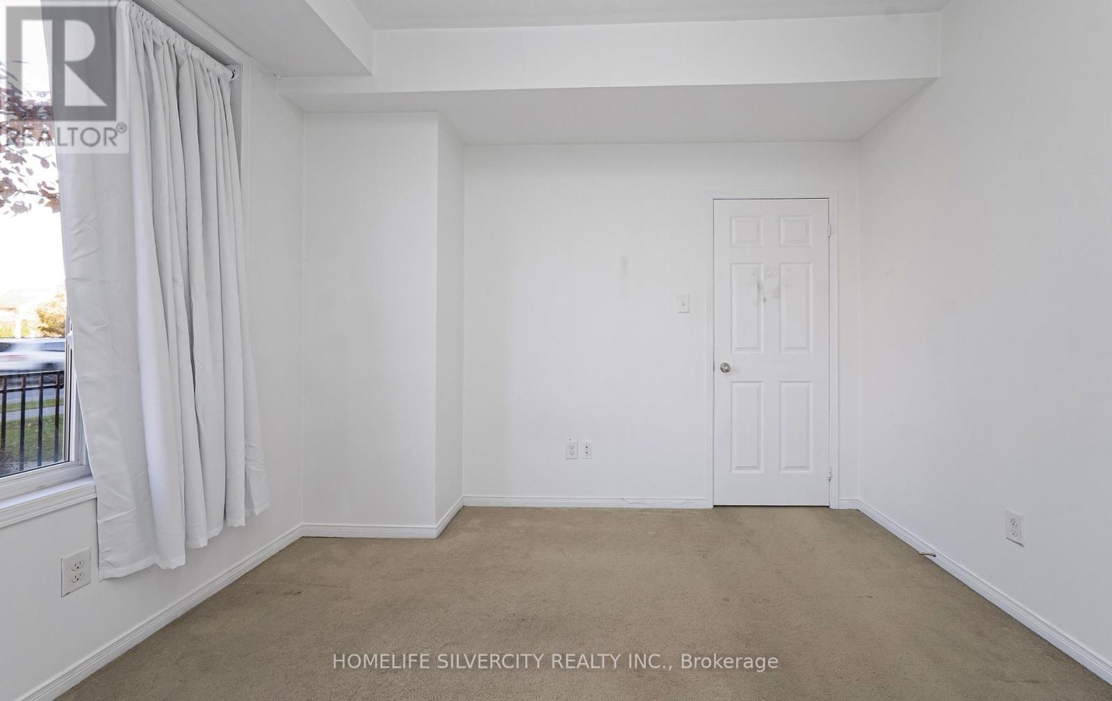 #38 60 FAIRWOOD CIRCLE - 14