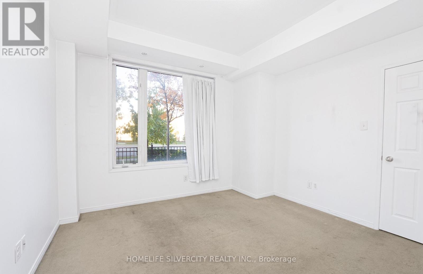 #38 60 FAIRWOOD CIRCLE - 15