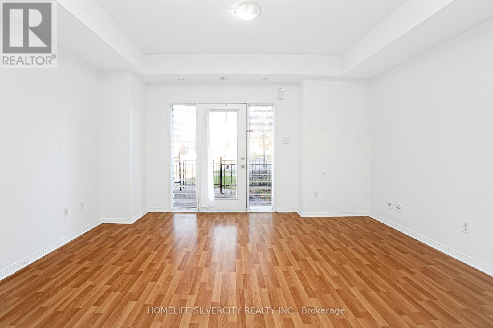 #38 60 FAIRWOOD CIRCLE - 6