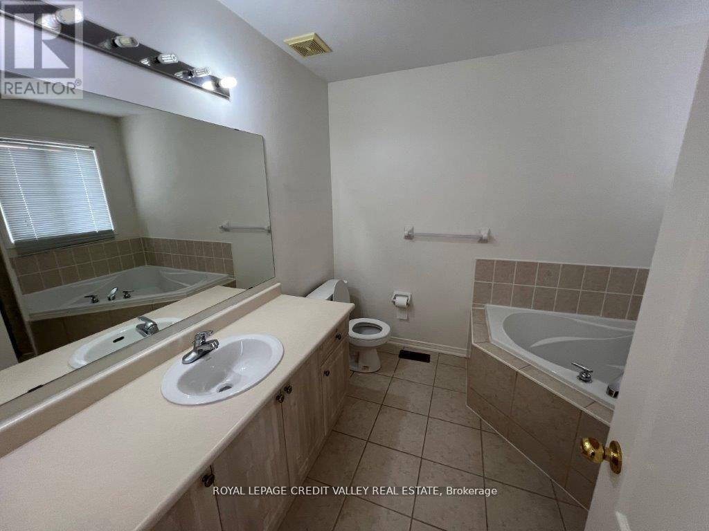 44 AUSTRALIA DRIVE — photo 16