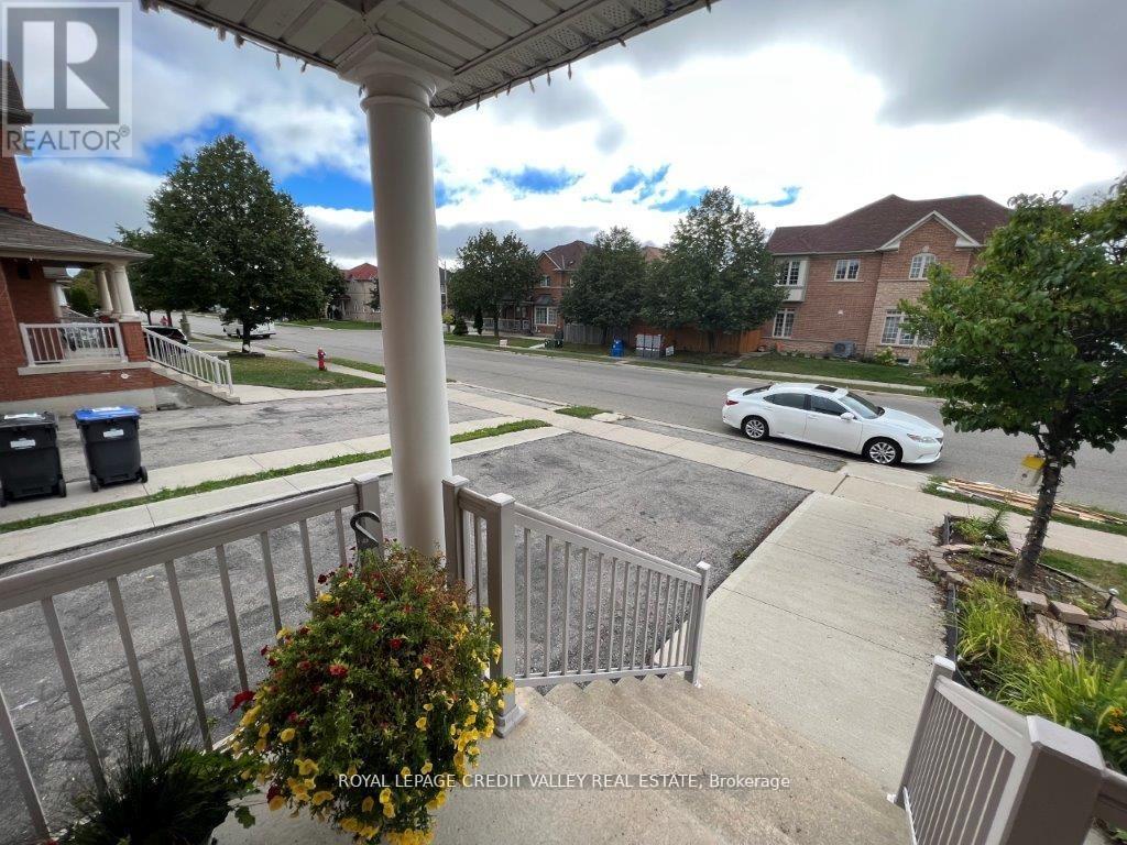 44 AUSTRALIA DRIVE - photo 2