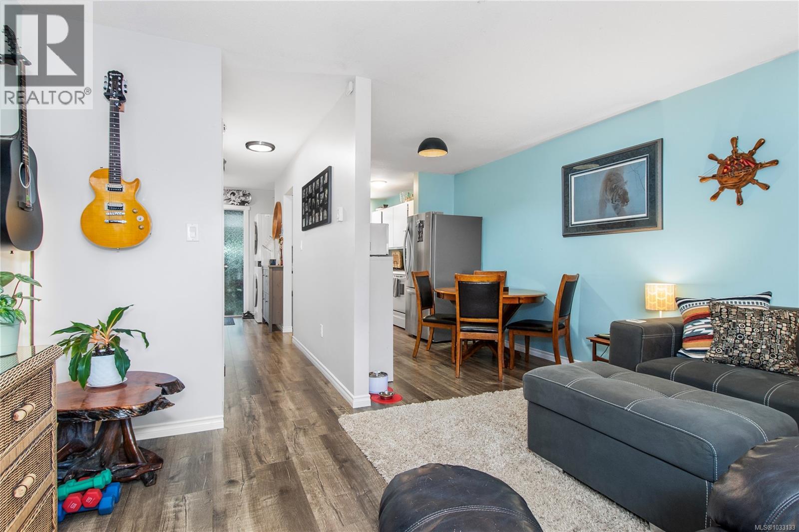 #12 951 17th St - 8