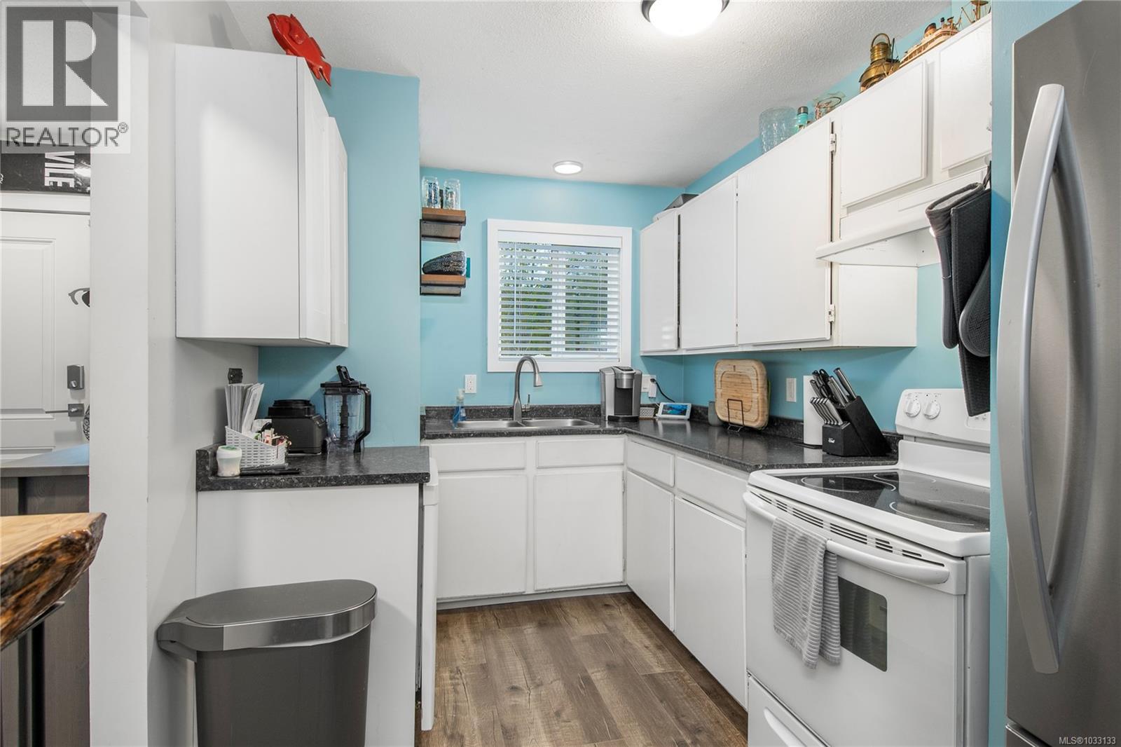 #12 951 17th St - 9