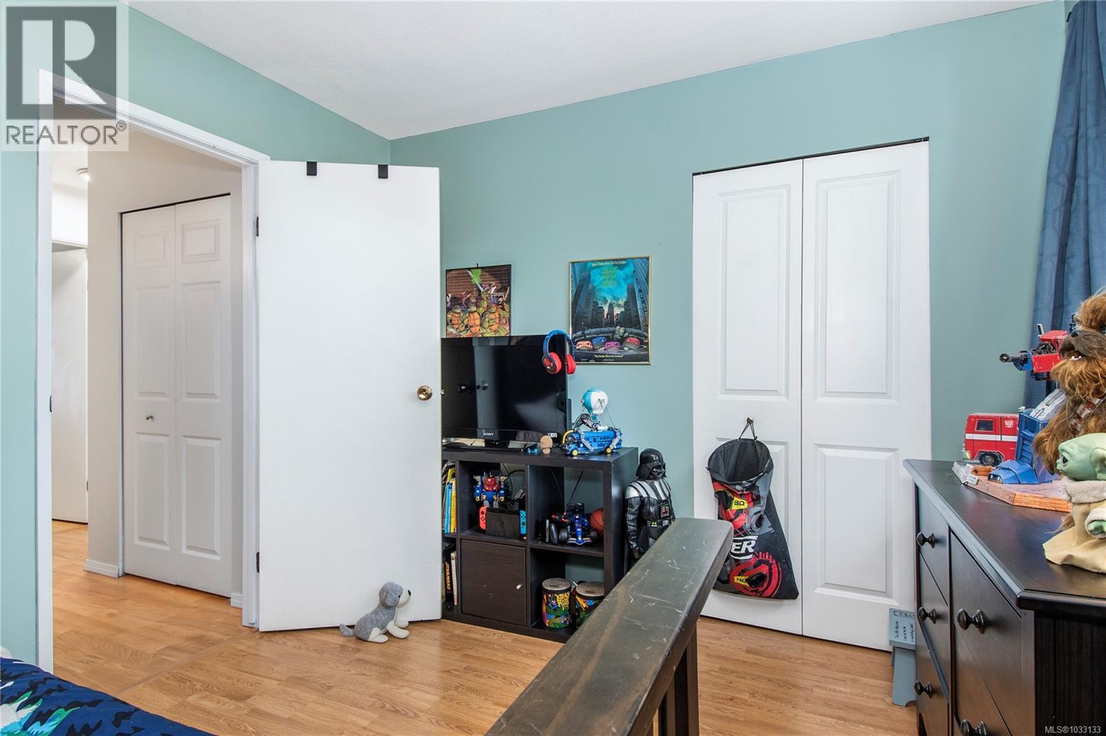 #12 951 17th St - 16