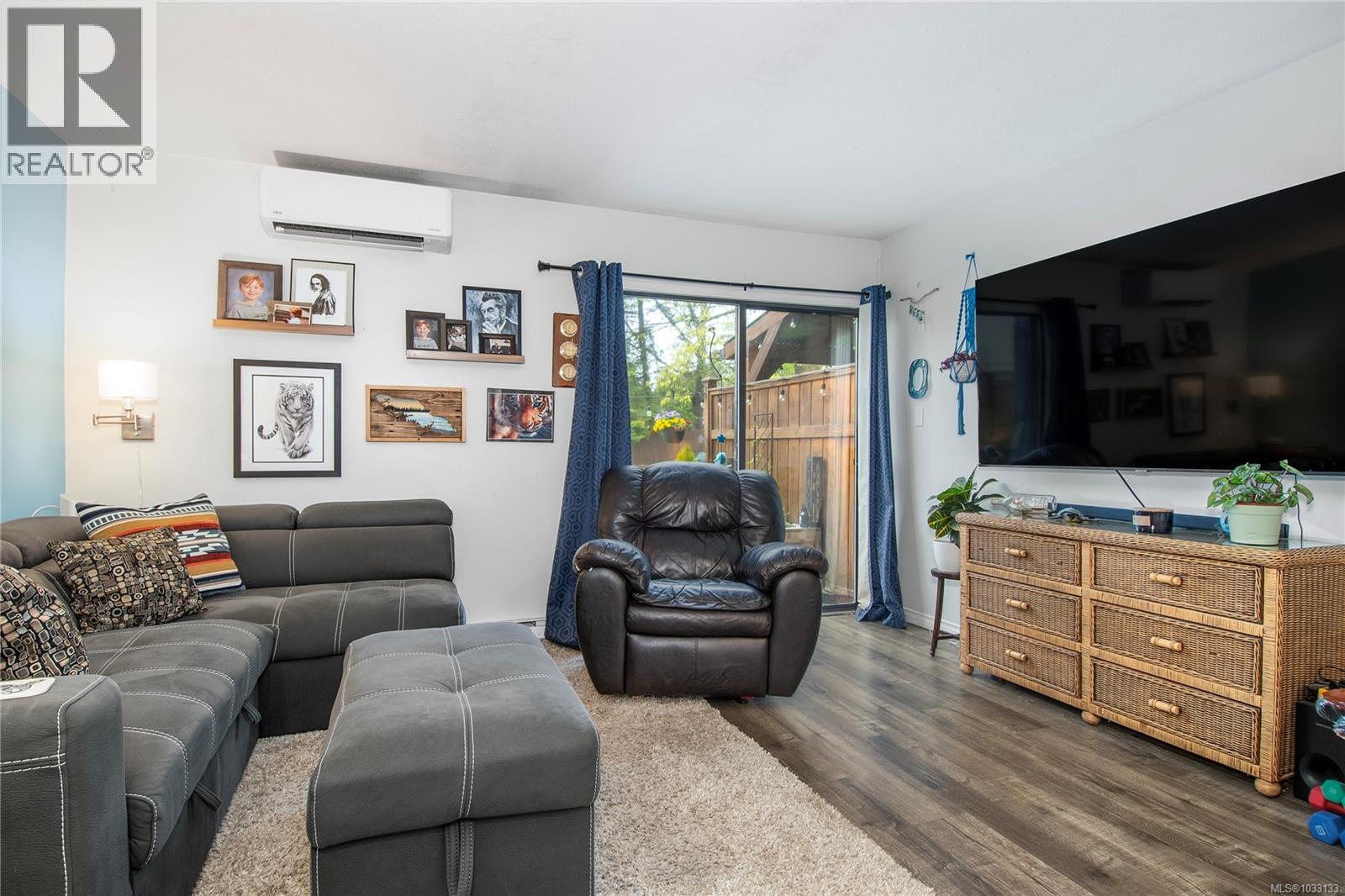 #12 951 17th St - 6