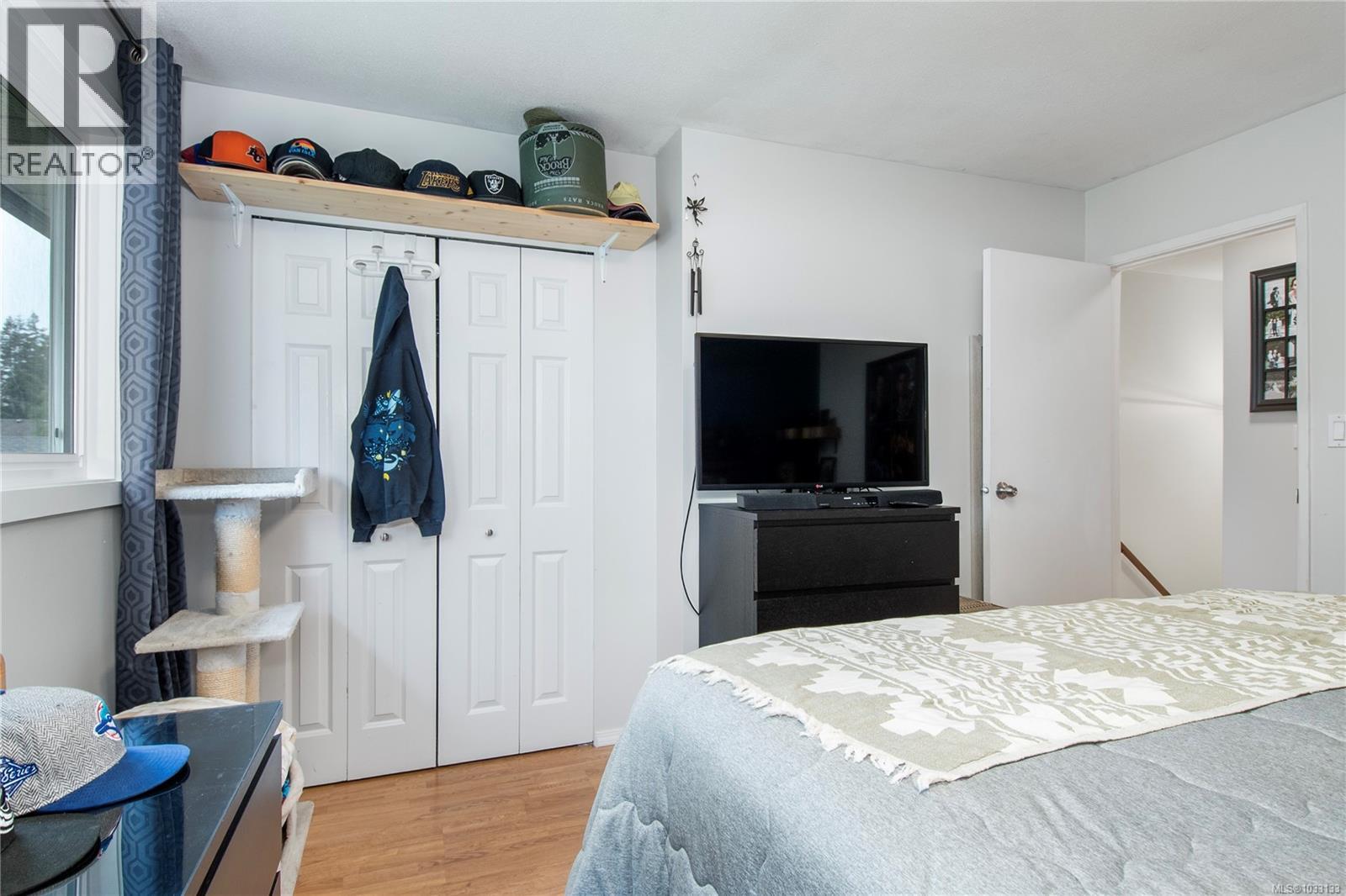 #12 951 17th St - 13