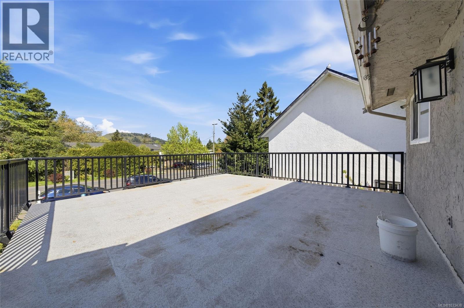 4351 TORQUAY Dr - 15