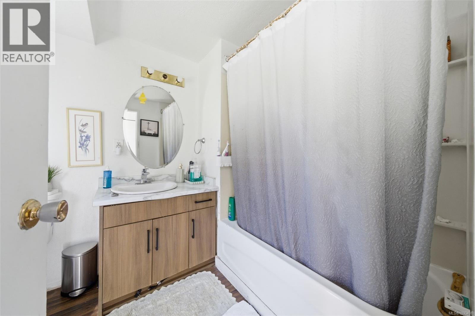 4351 TORQUAY Dr - 28