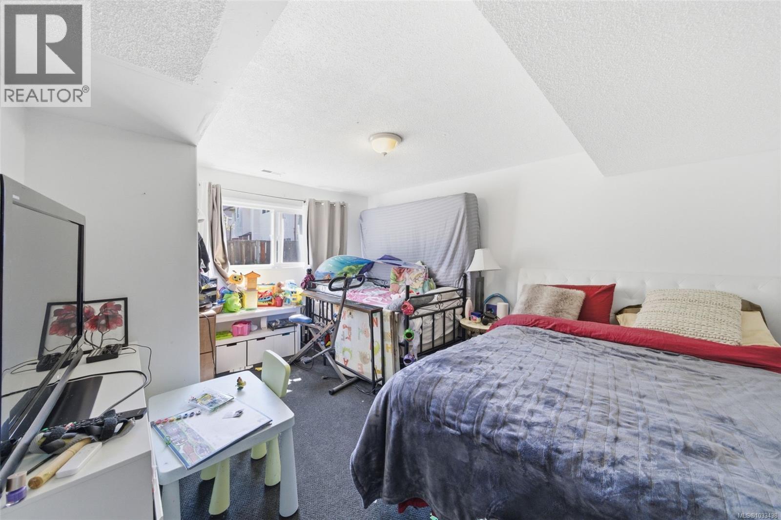 4351 TORQUAY Dr - 30