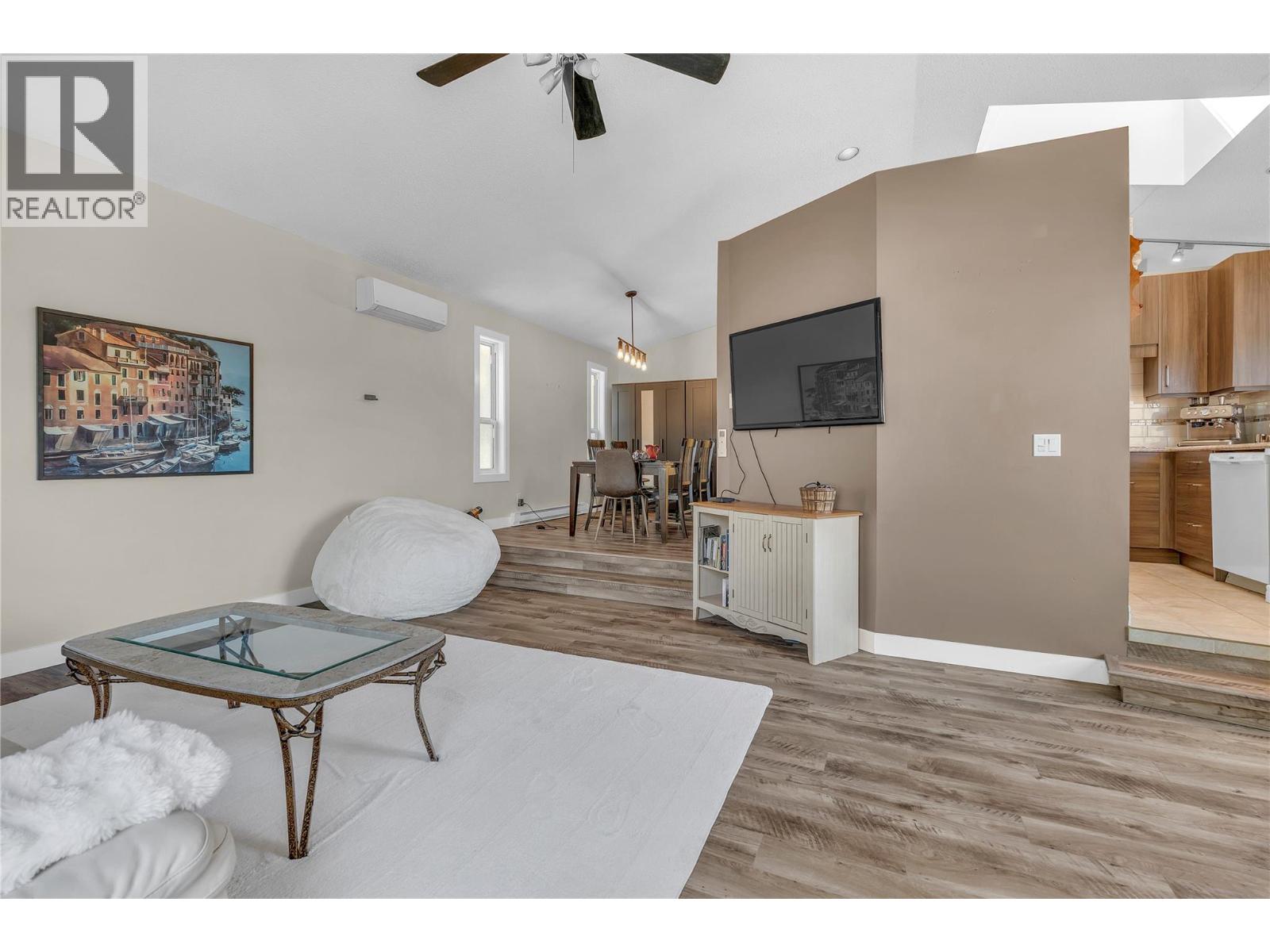  196 Troy Court, Penticton