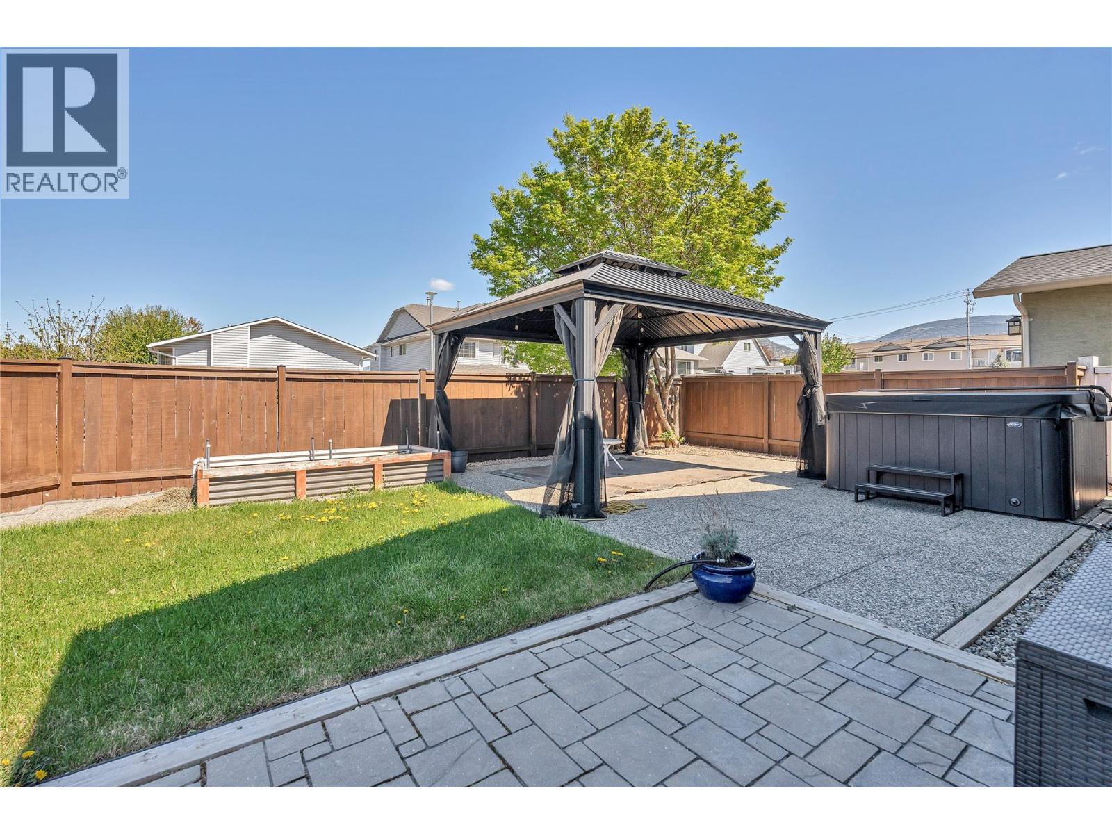  196 Troy Court, Penticton