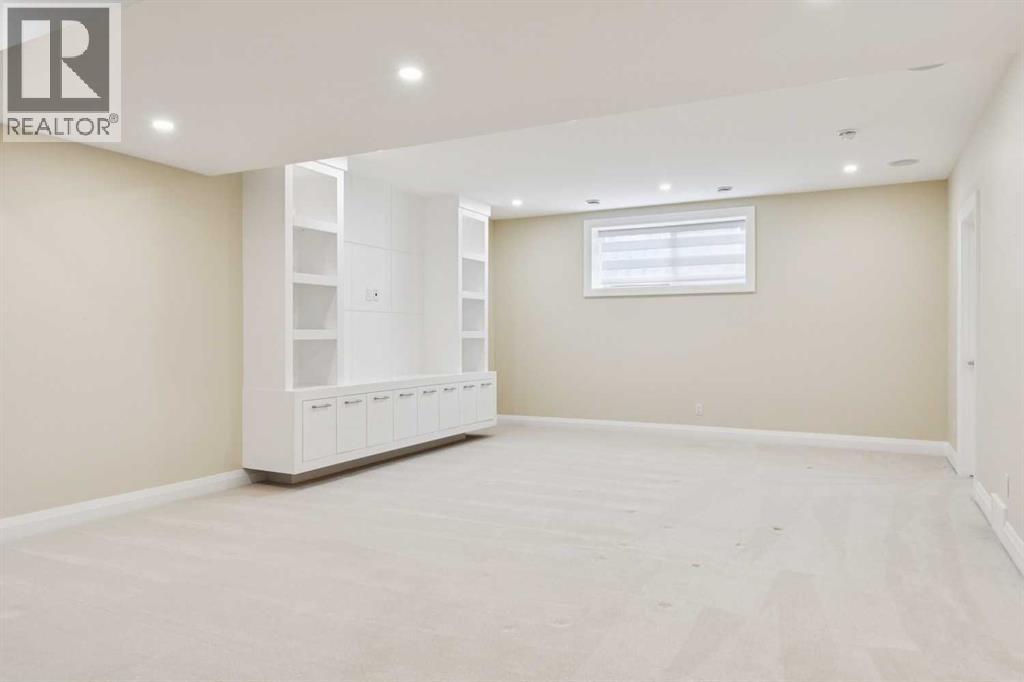 3036 28 Street SW — photo 31