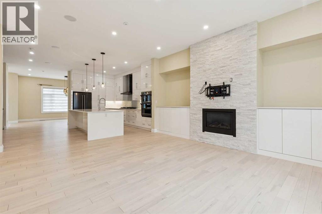 3036 28 Street SW — photo 13