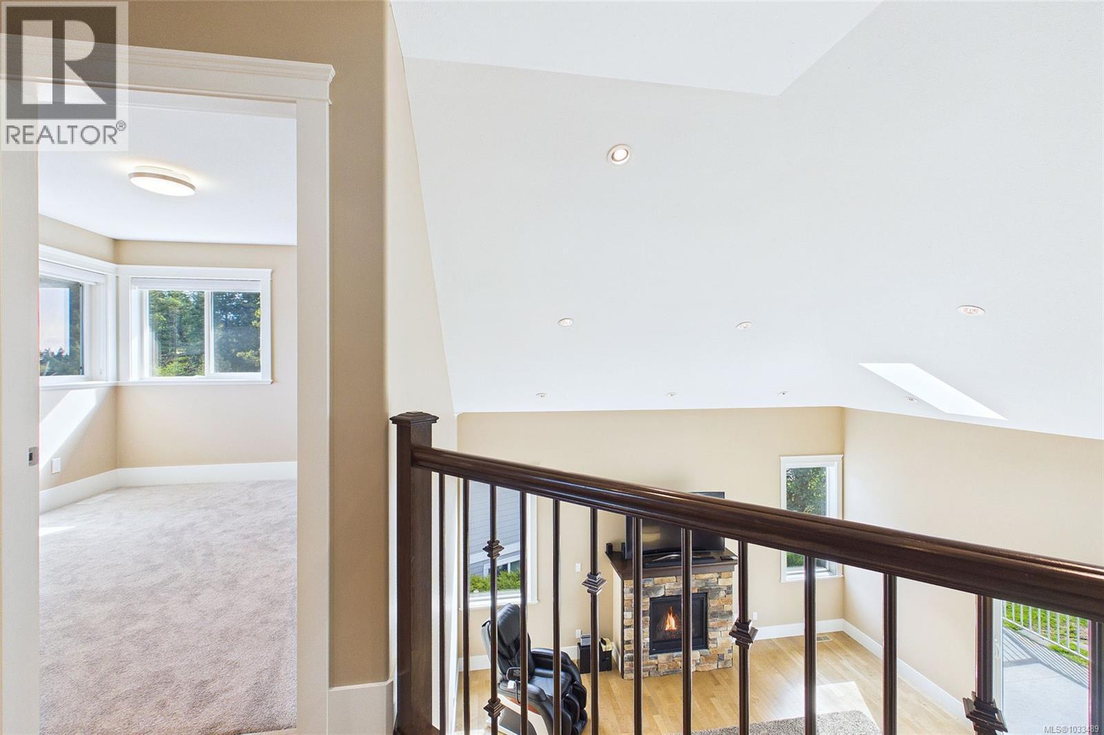 5751 Linyard Rd - 45