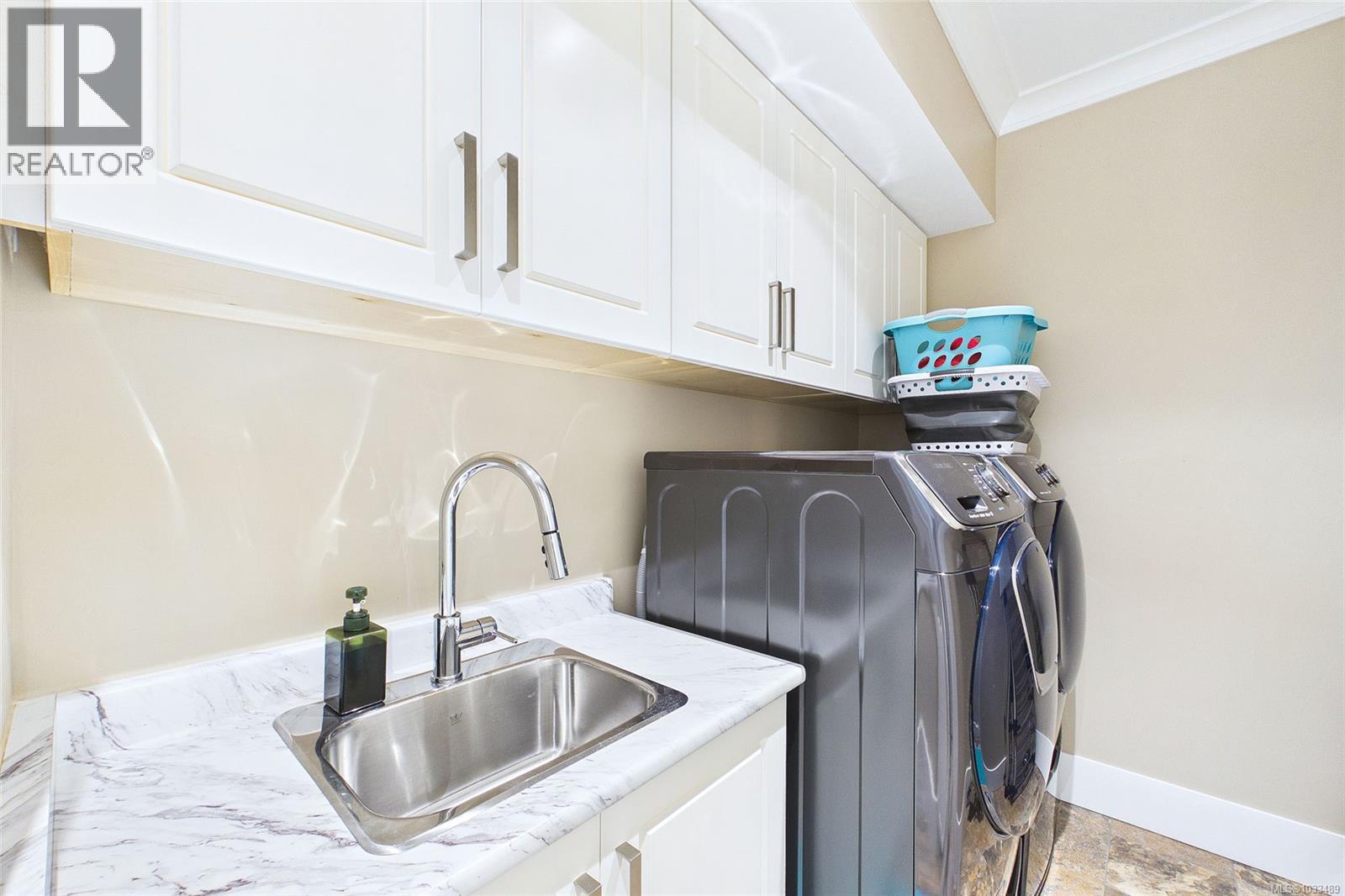 5751 Linyard Rd - 27