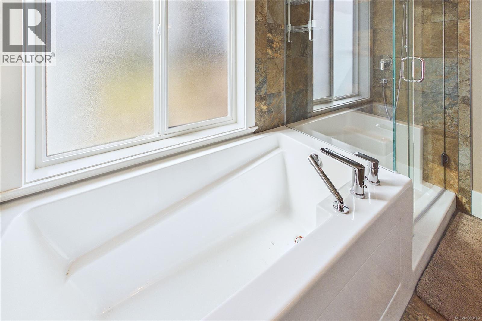 5751 Linyard Rd - 34