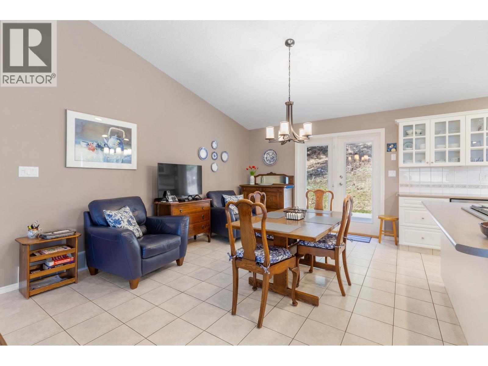 9288 SUMMERSET PLACE - 13