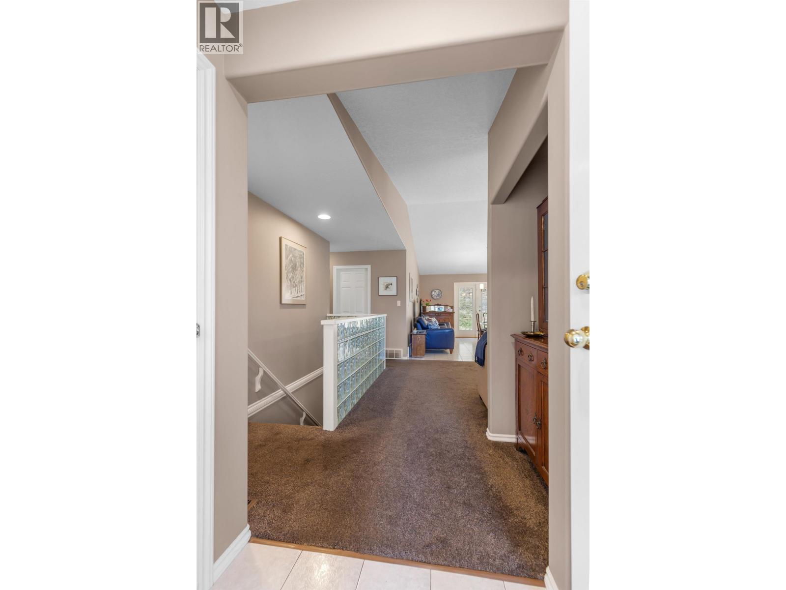 9288 SUMMERSET PLACE - 21