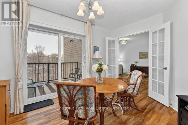 Den and 2nd balcony