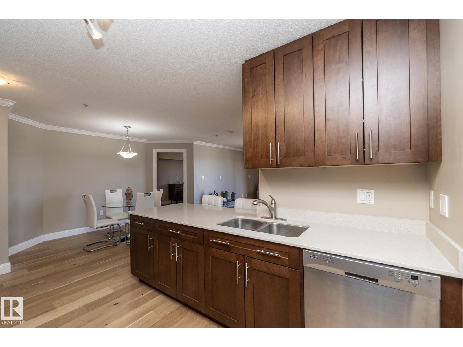 #209 13111 140 AV NW, Edmonton