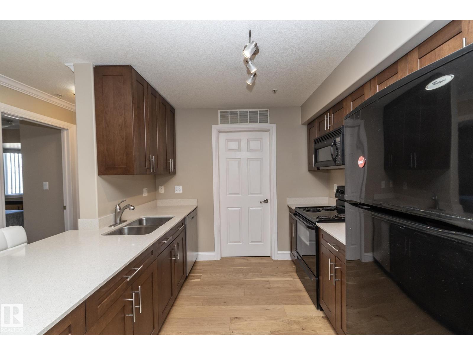 #209 13111 140 AV NW, Edmonton