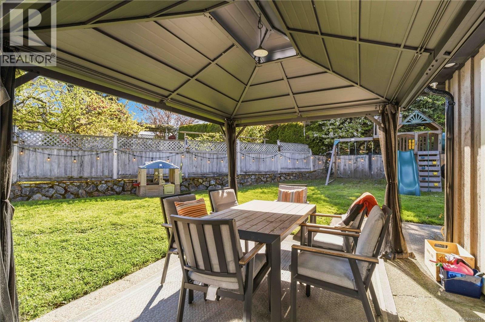 3395 St. Troy Pl - 23