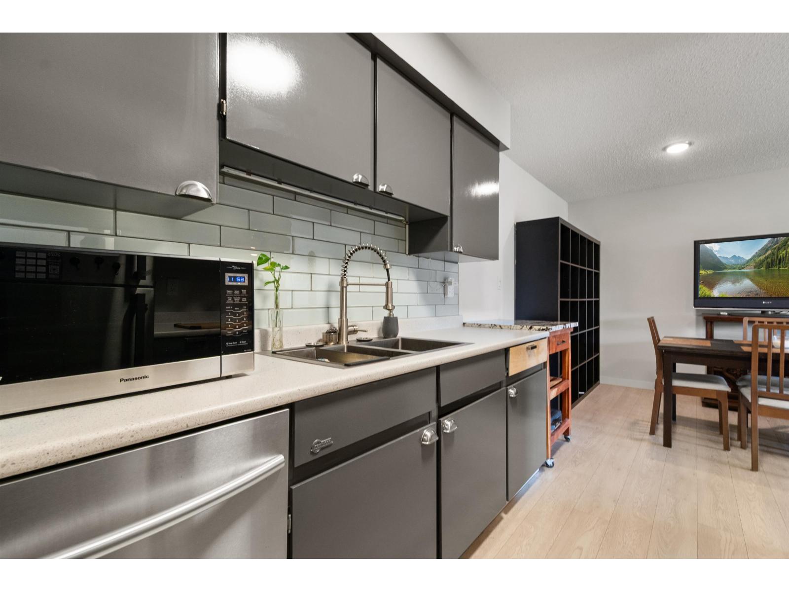 312 45598 MCINTOSH DRIVE, Chilliwack Proper South, Chilliwack