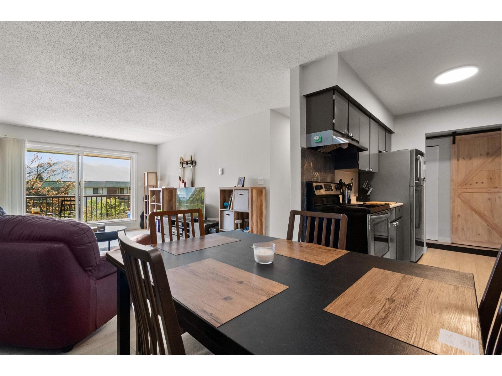 312 45598 MCINTOSH DRIVE, Chilliwack Proper South, Chilliwack